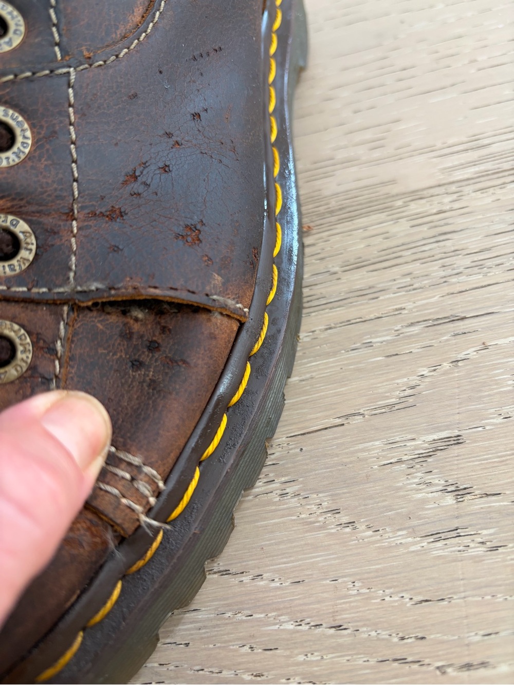 Dr. Martens Men's Alderton Brown Leather Lace-Up Rugged Work Boots 11 - Picture 8 of 9